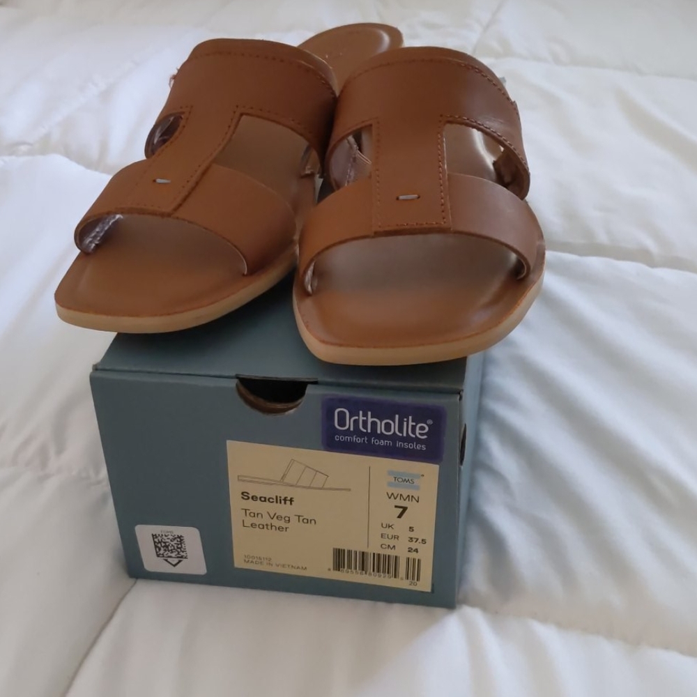 Toms Seacliff sandals